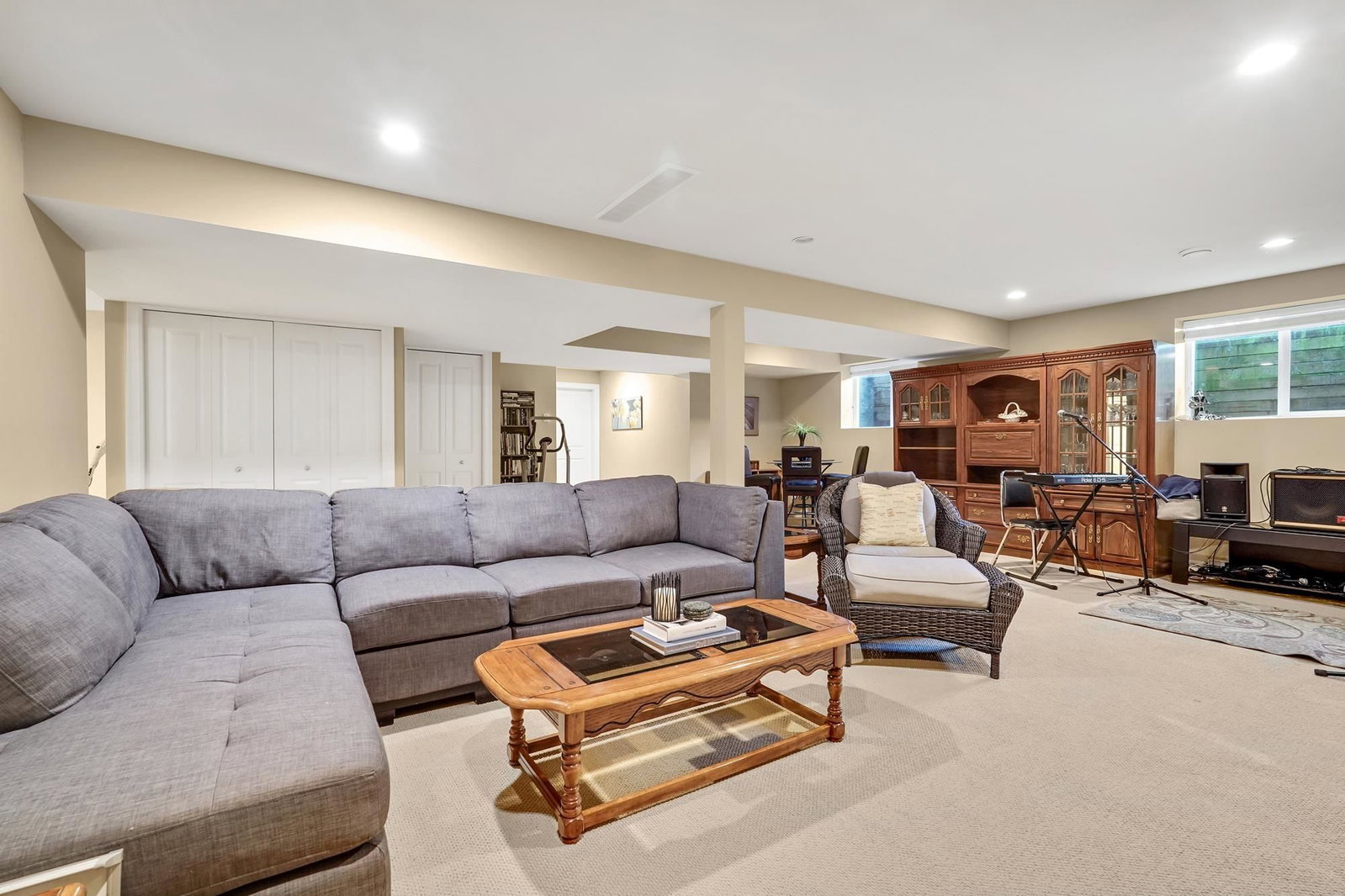 Listing Image 22