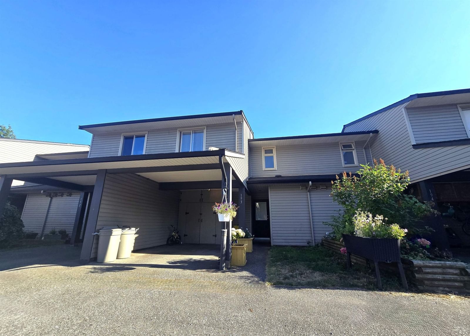 Listing Image 38