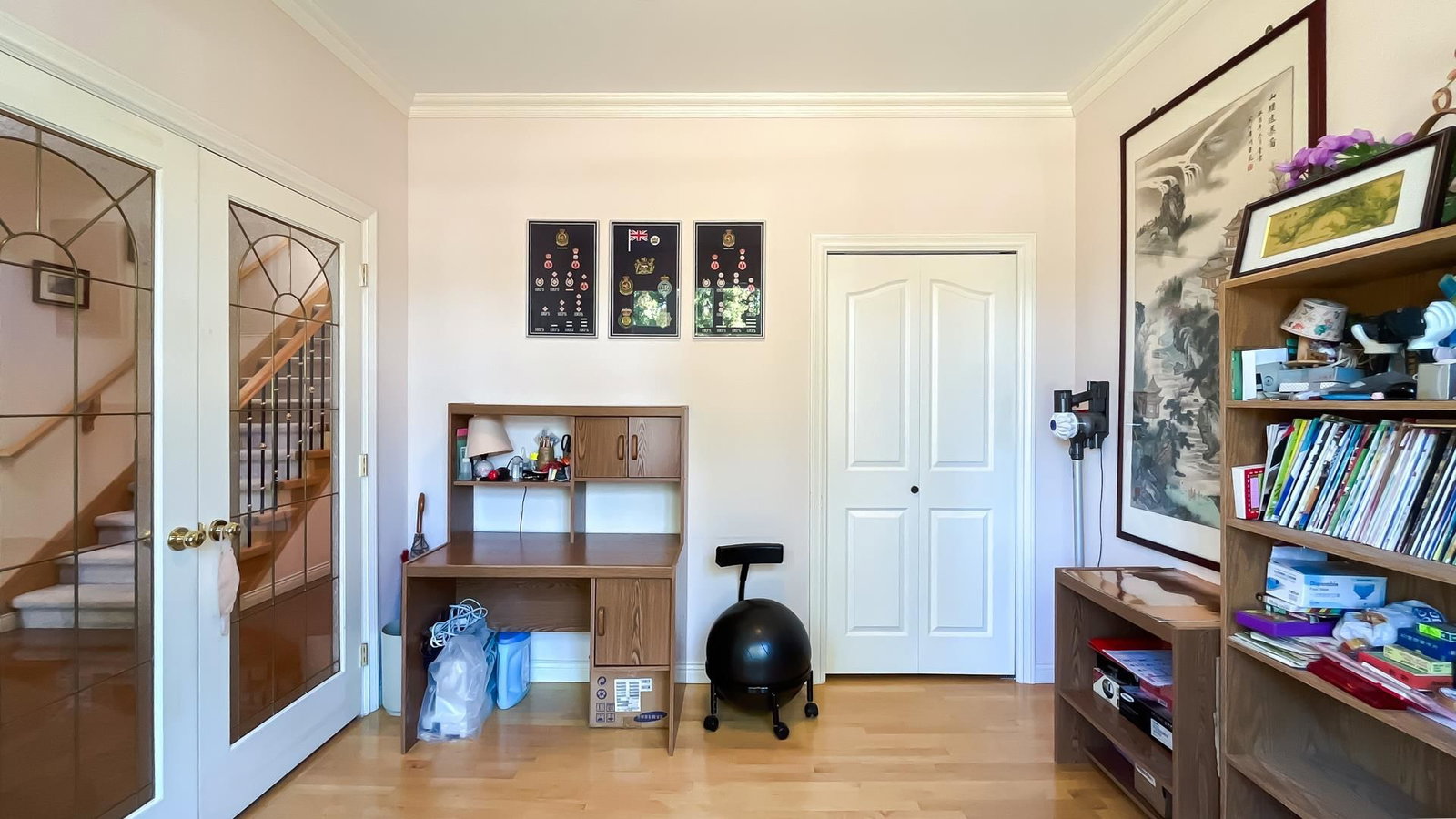 Listing Image 11