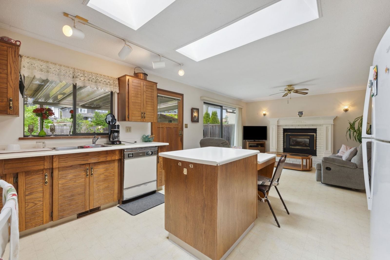 Listing Image 21