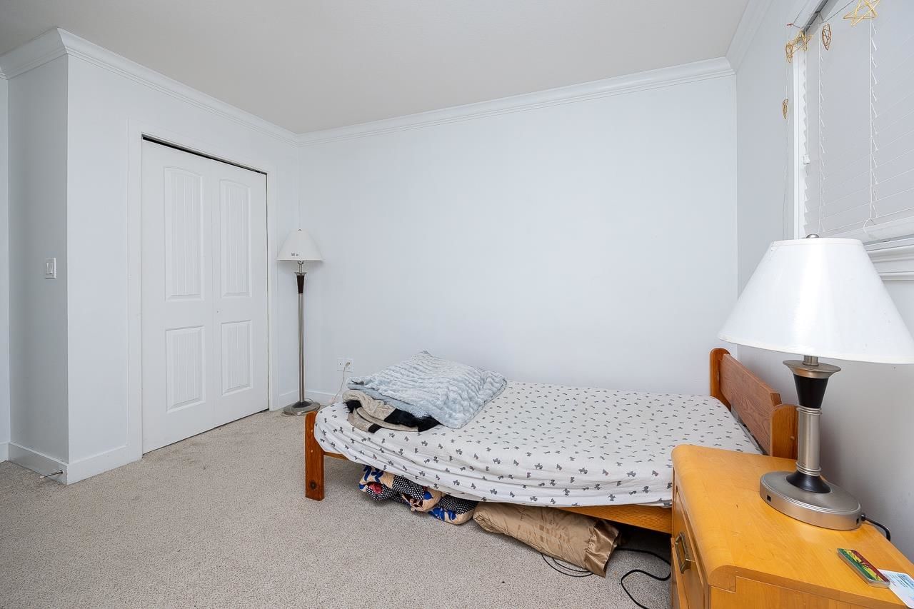 Listing Image 24