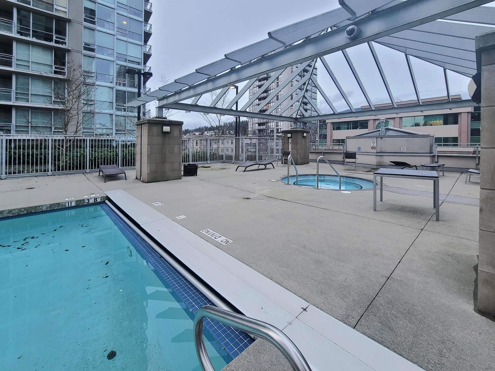 Listing Image 16