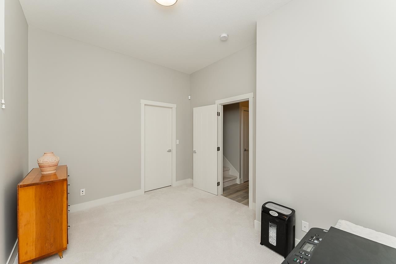 Listing Image 30