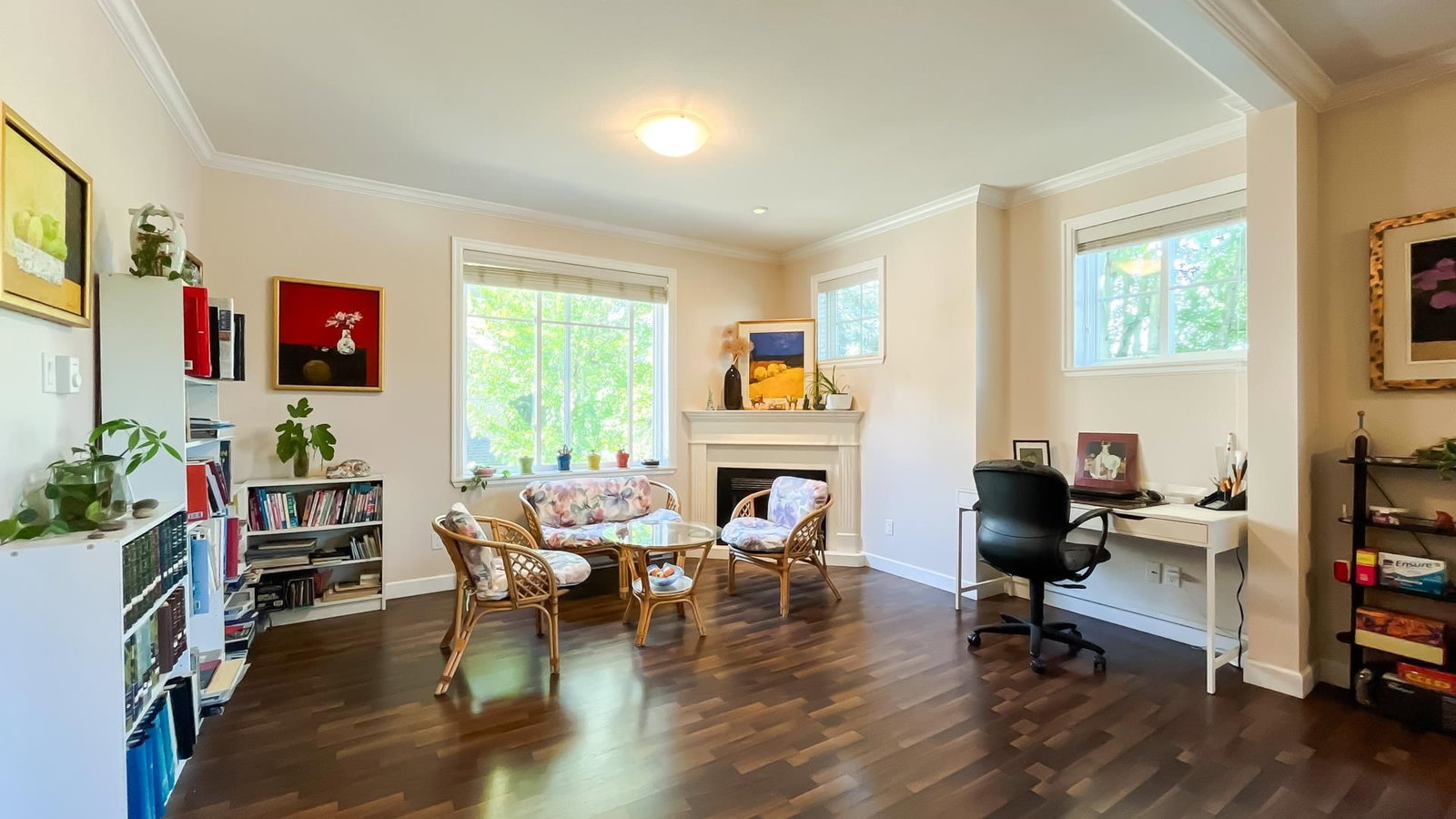 Listing Image 7