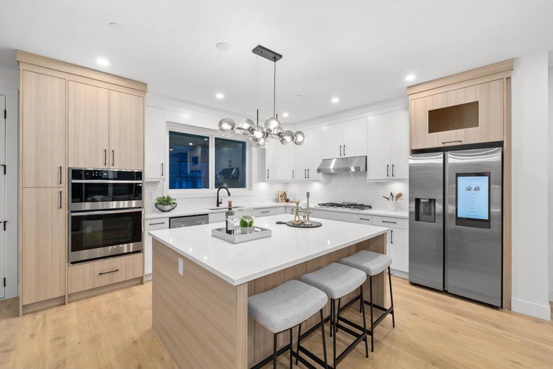 10490 Mcveety Street, Maple Ridge, V2W 0K3 | Image 3