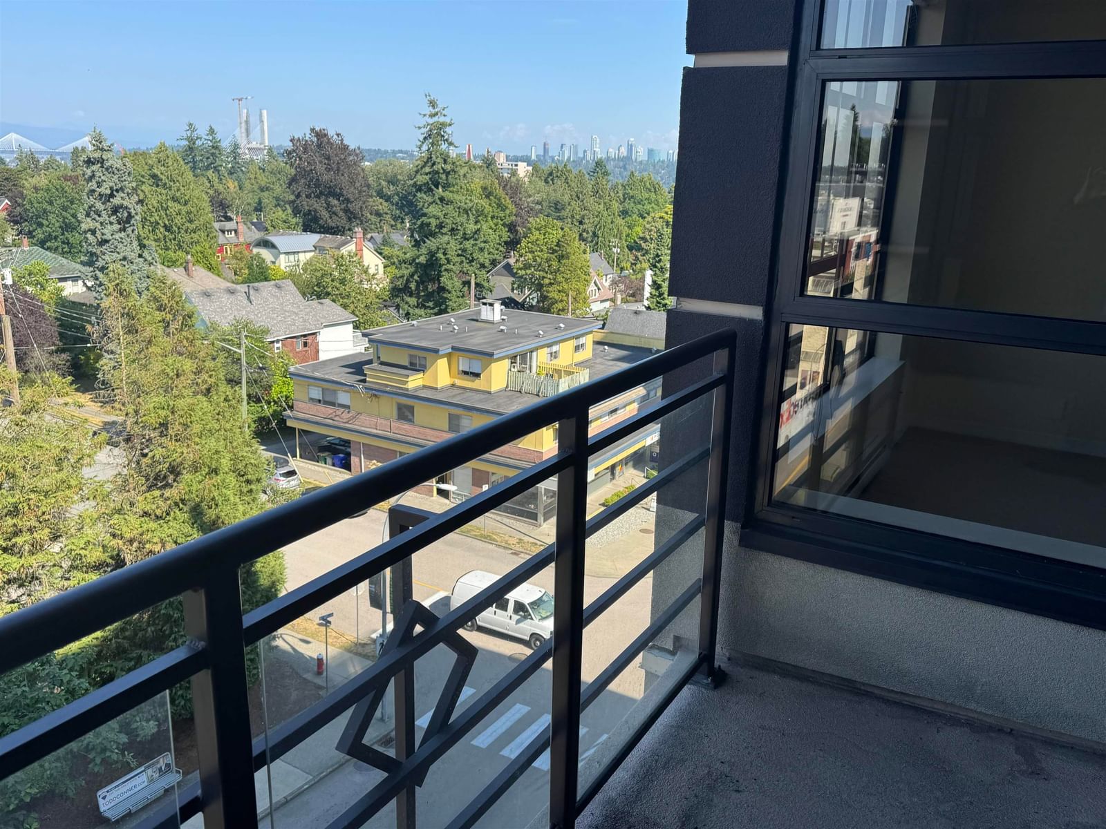Listing Image 17