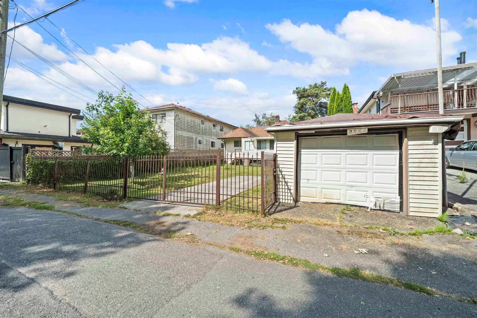 Listing Image 13