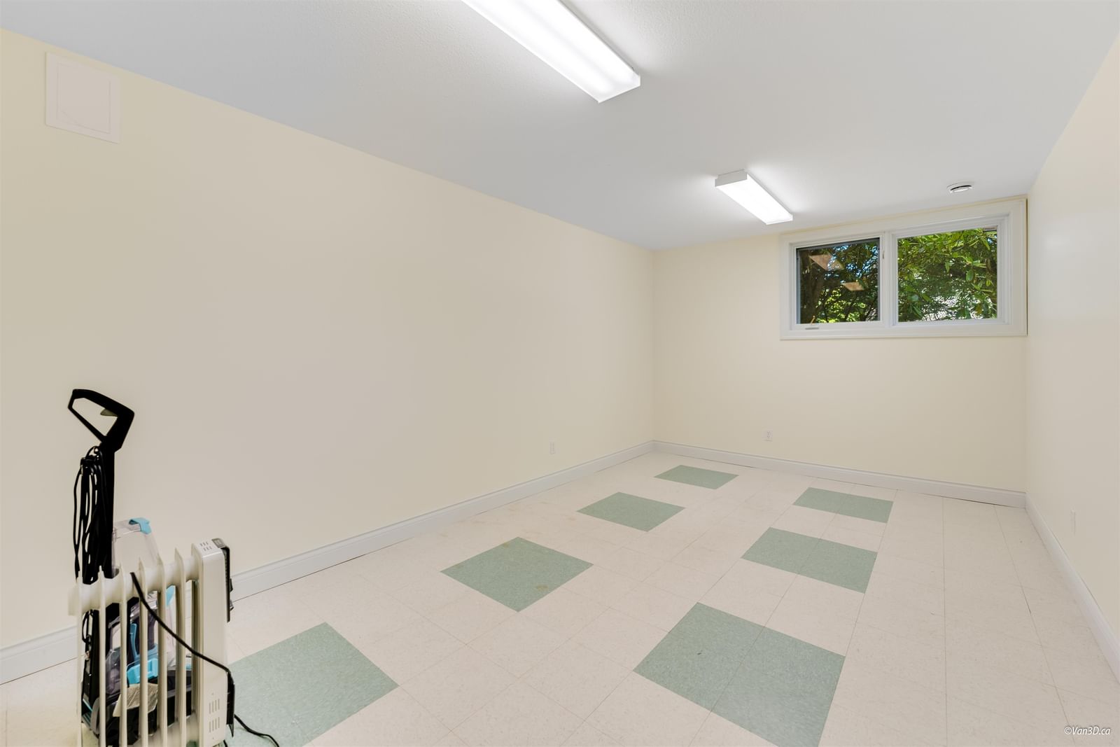 Listing Image 34