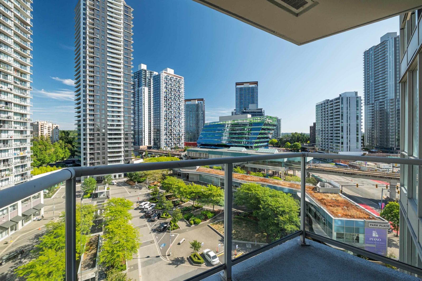 Listing Image 9
