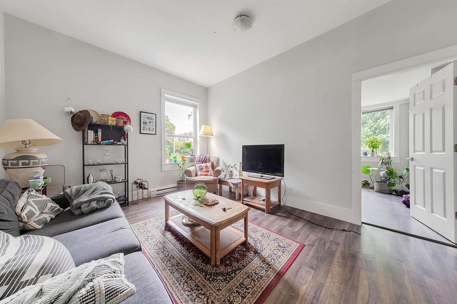 Listing Image 13