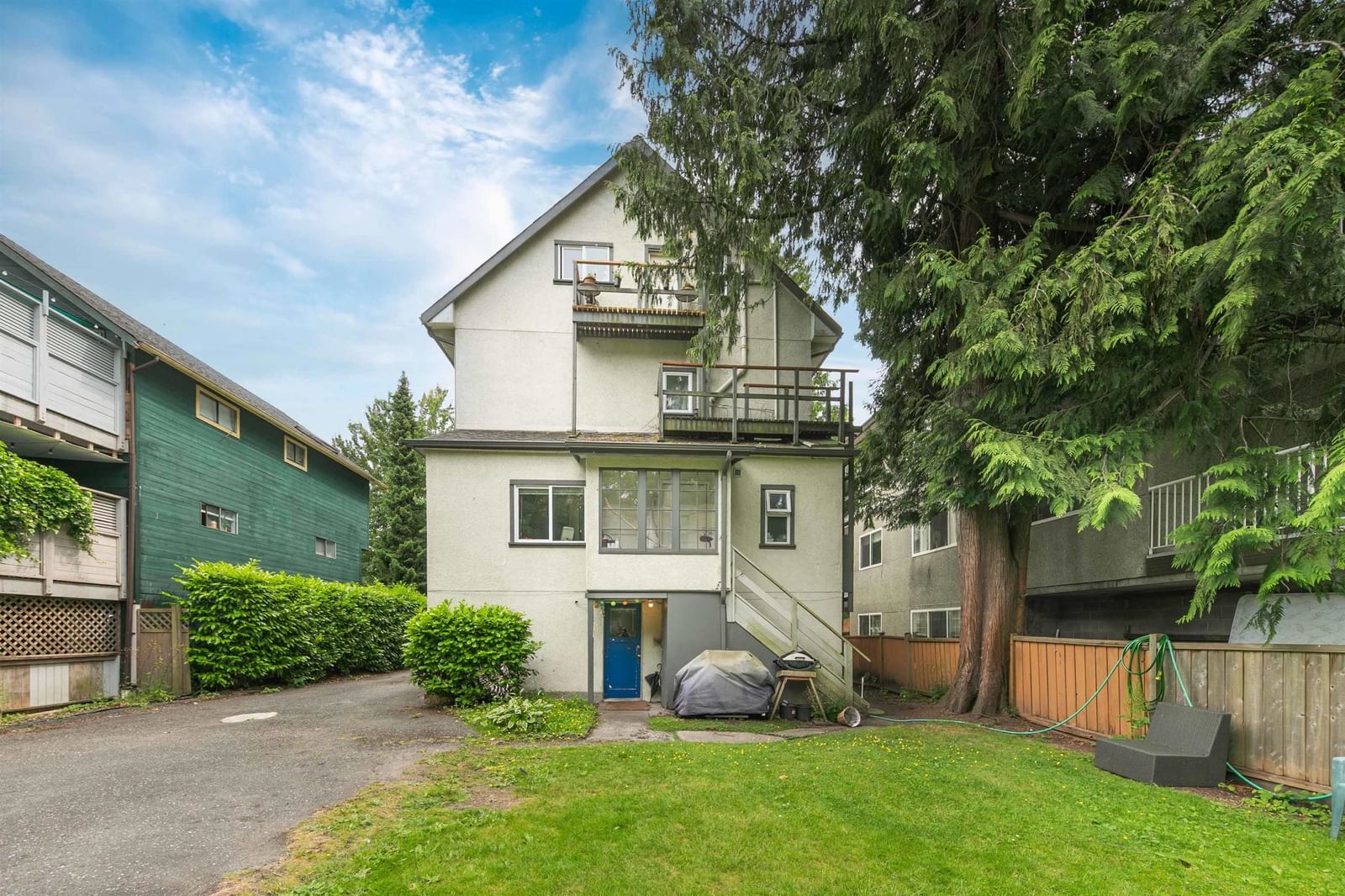 Listing Image 6