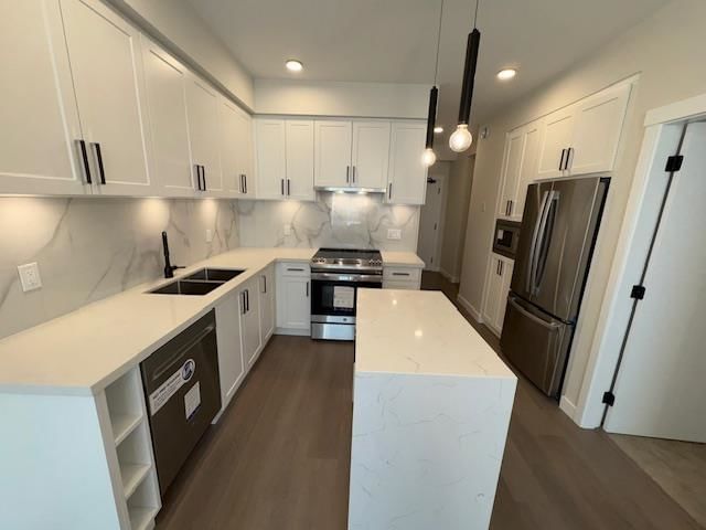 Listing Image 5