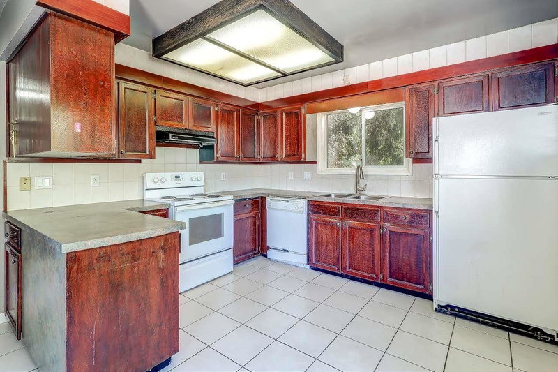 11243 136 Street, Surrey, V3R 3B8 | Image 2