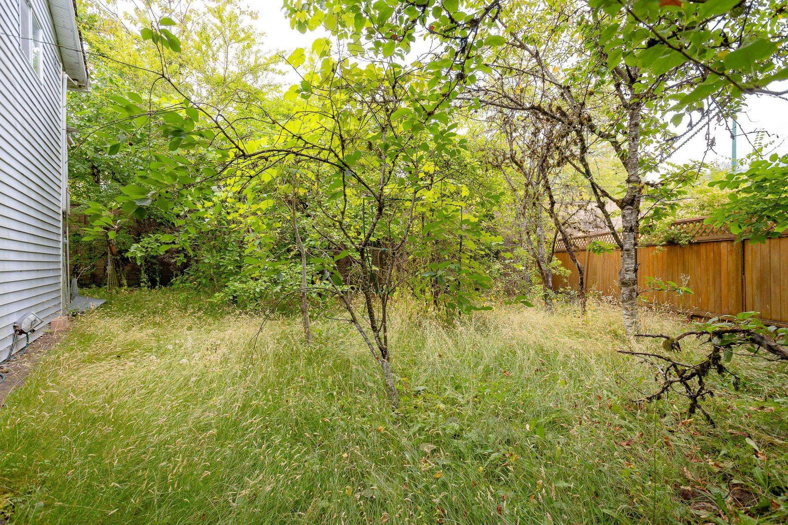Listing Image 17