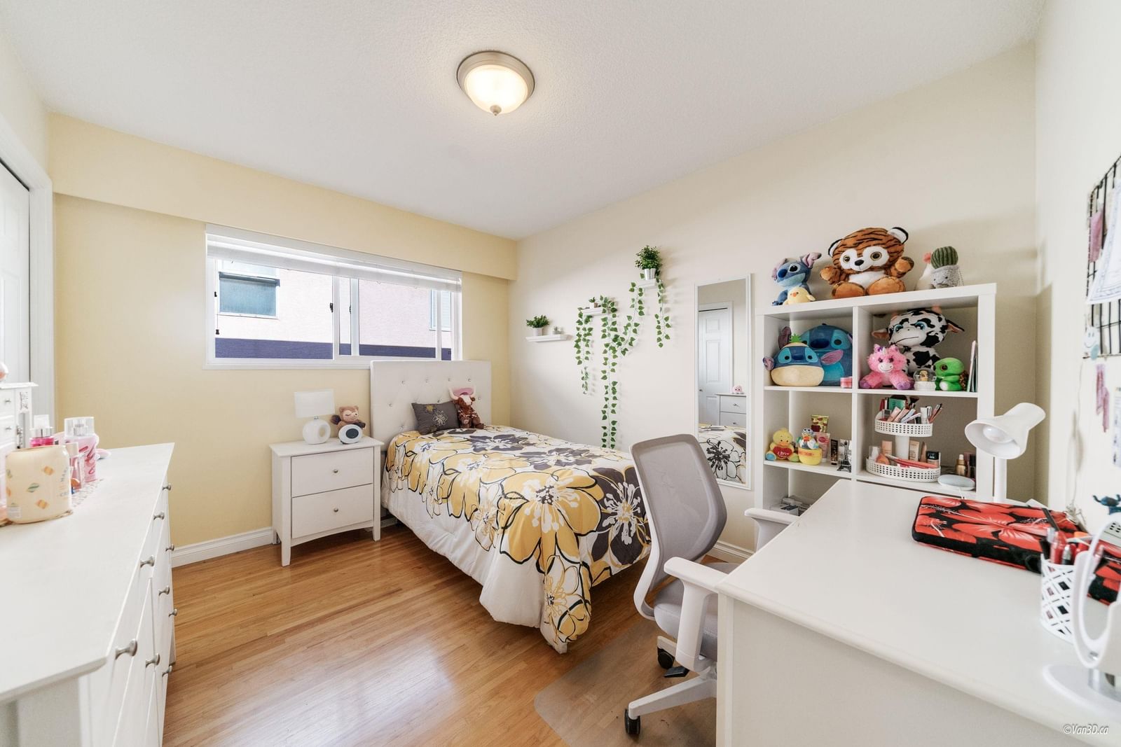 Listing Image 20