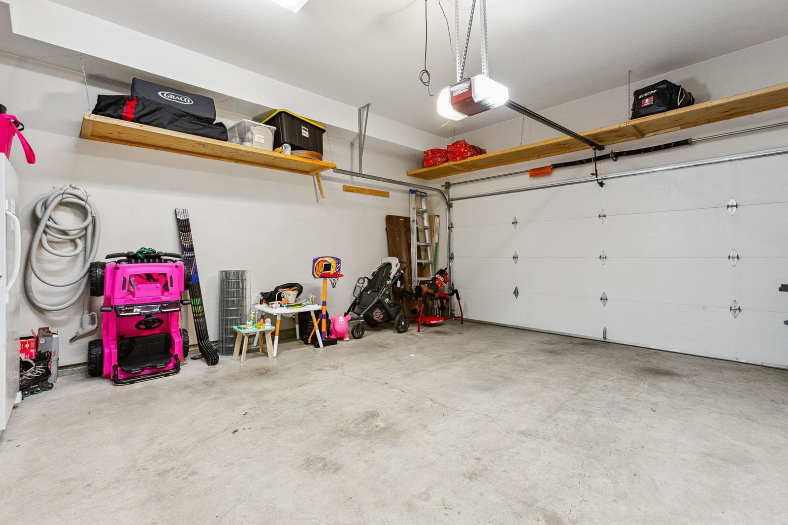 Listing Image 29