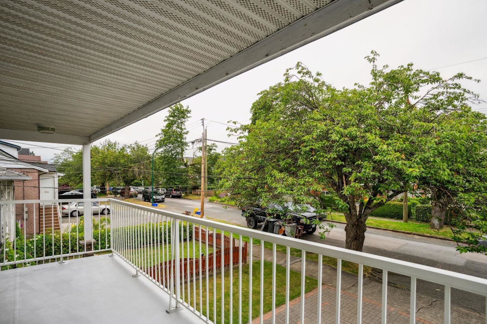 Listing Image 19