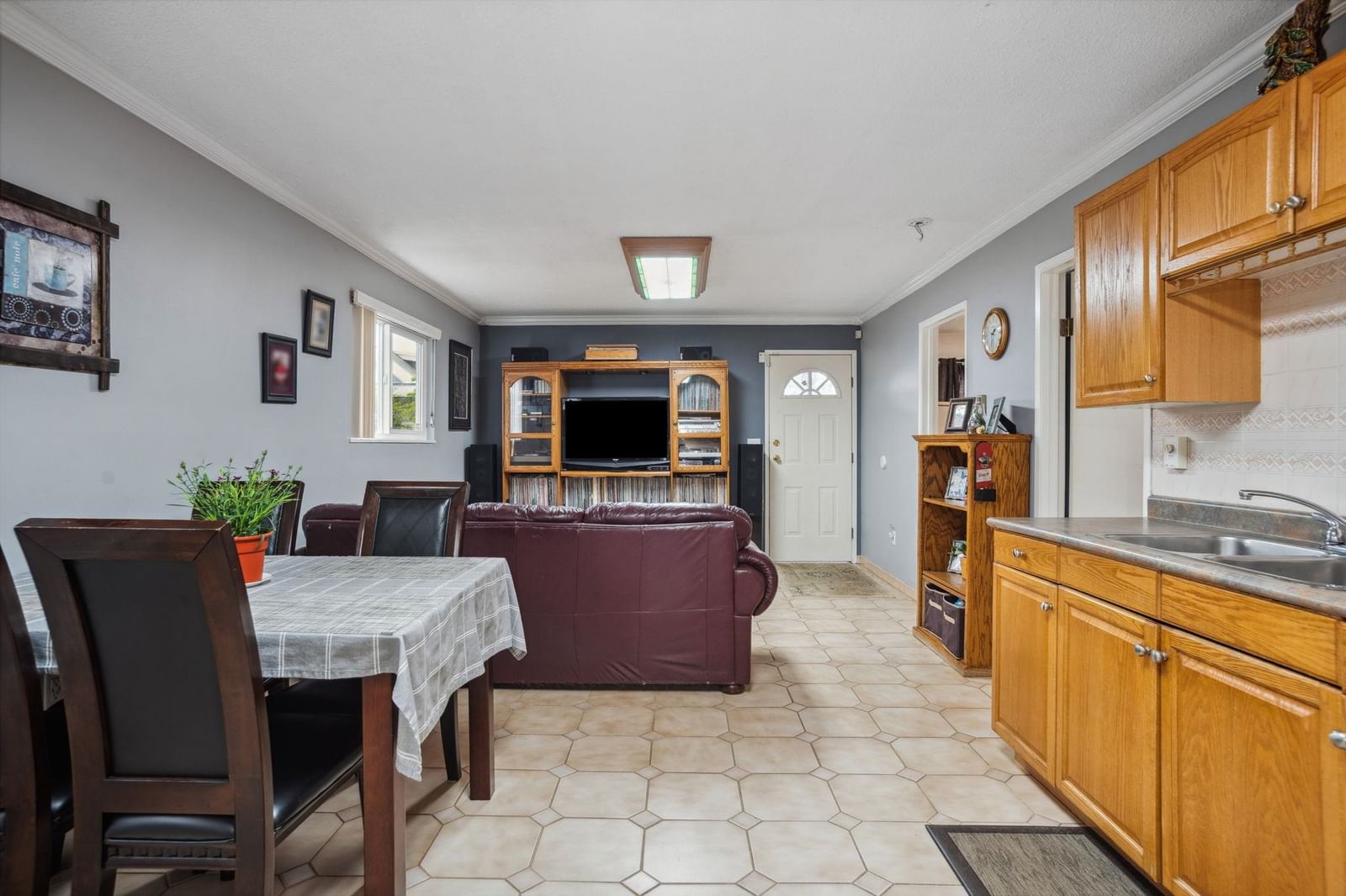 Listing Image 25