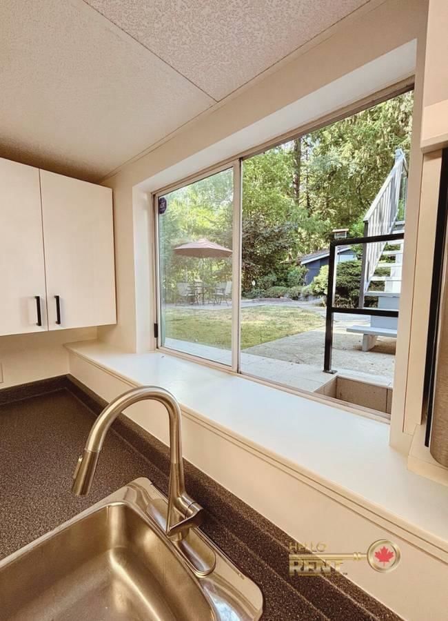 1392 Chamberlain Drive, North Vancouver, V7K 1P6 | Image 2