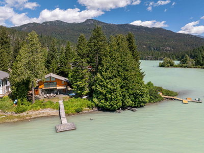 9249 Lakeshore Drive | Whistler | Image