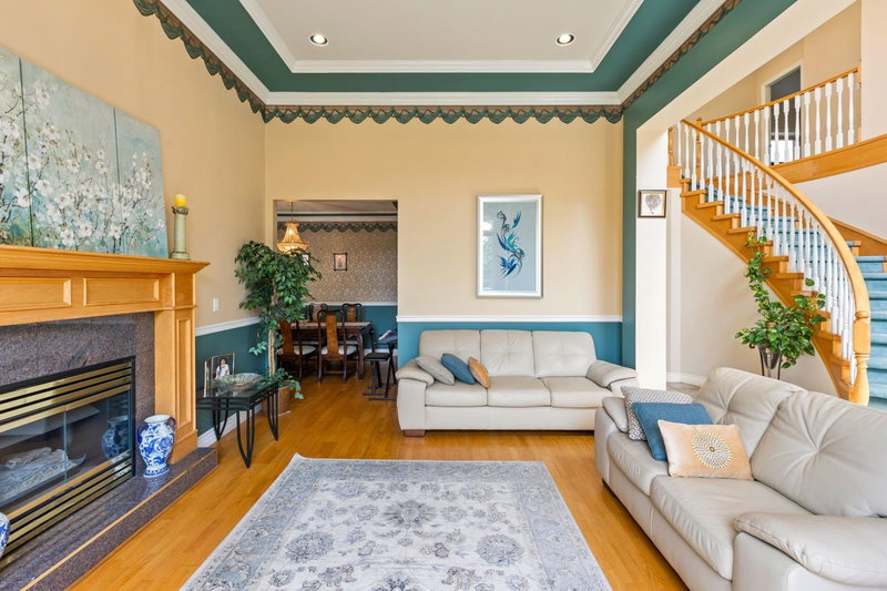 11393 Royal Crescent, Surrey, V3V 6V5 | Image 3