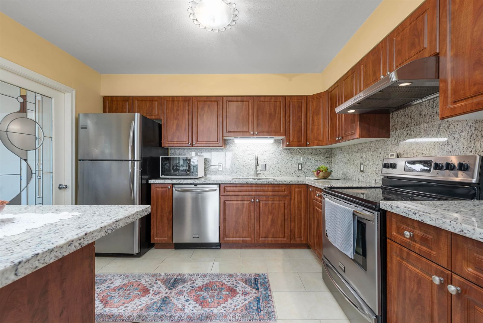 Listing Image 12