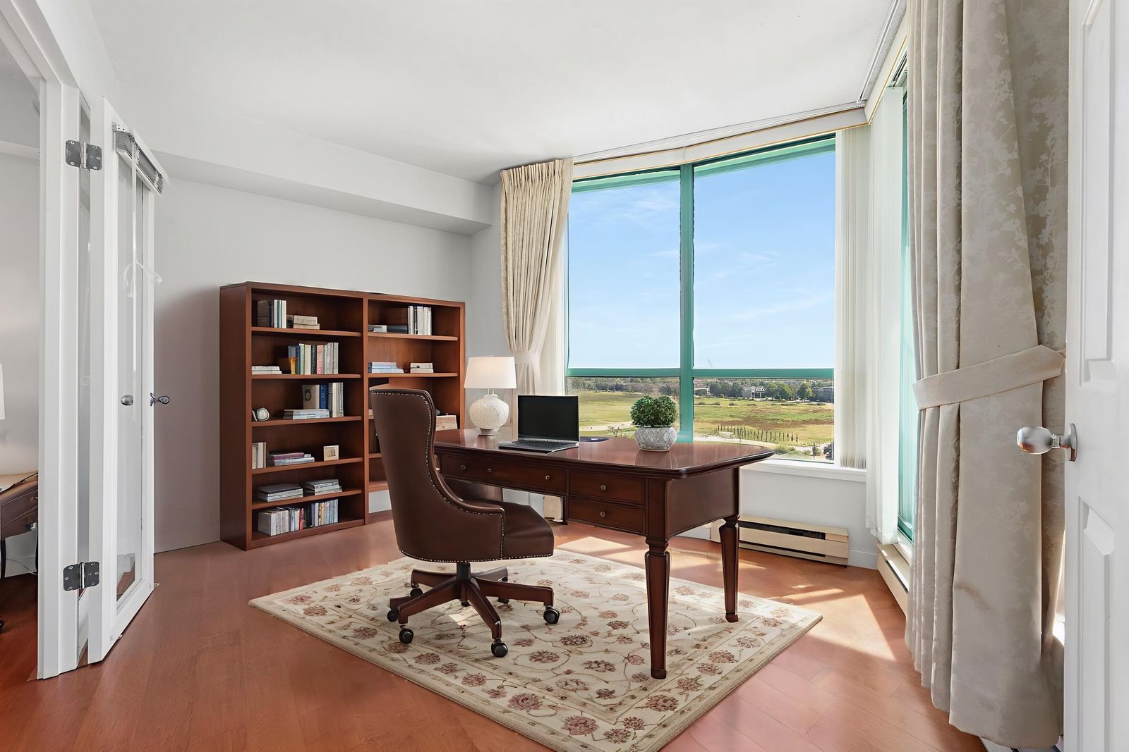 Listing Image 22