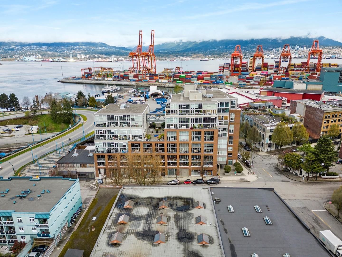 Listing Image 20