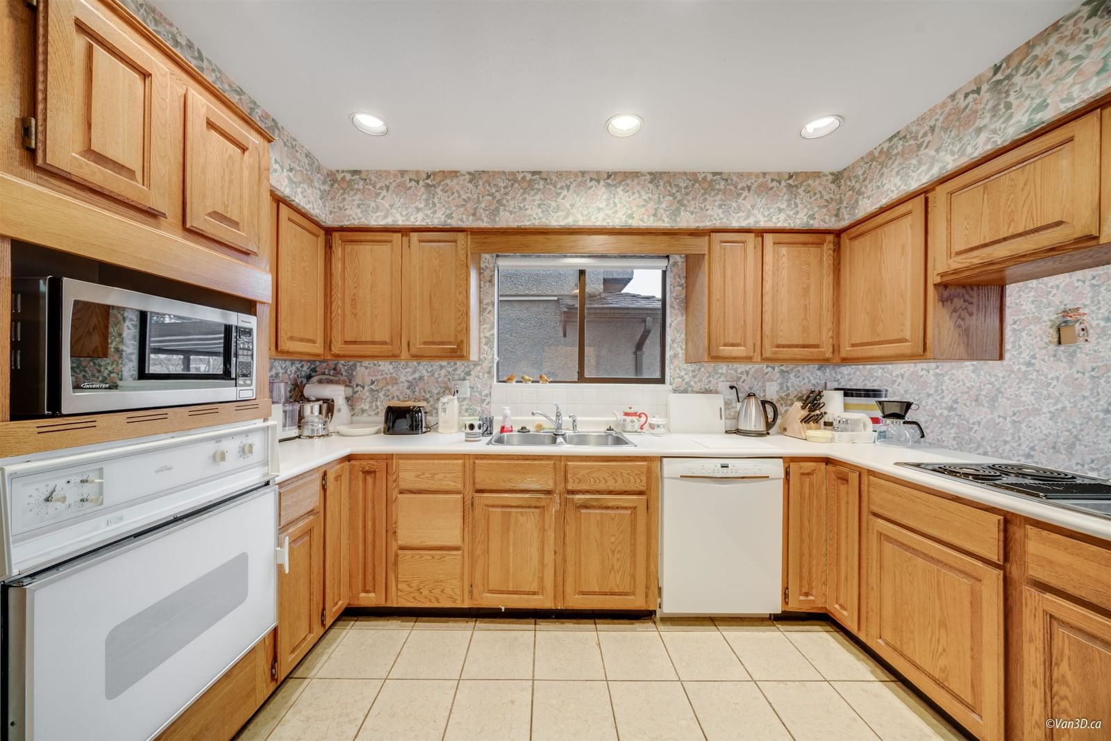 Listing Image 13