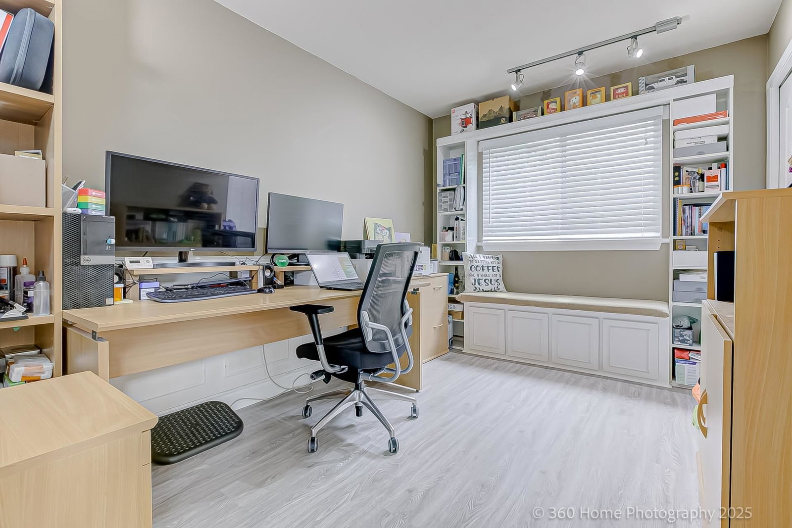 Listing Image 12