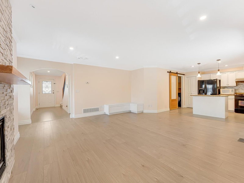 8 - 6449 Blackwood Lane, Chilliwack, V2R 5X5 | Image 3