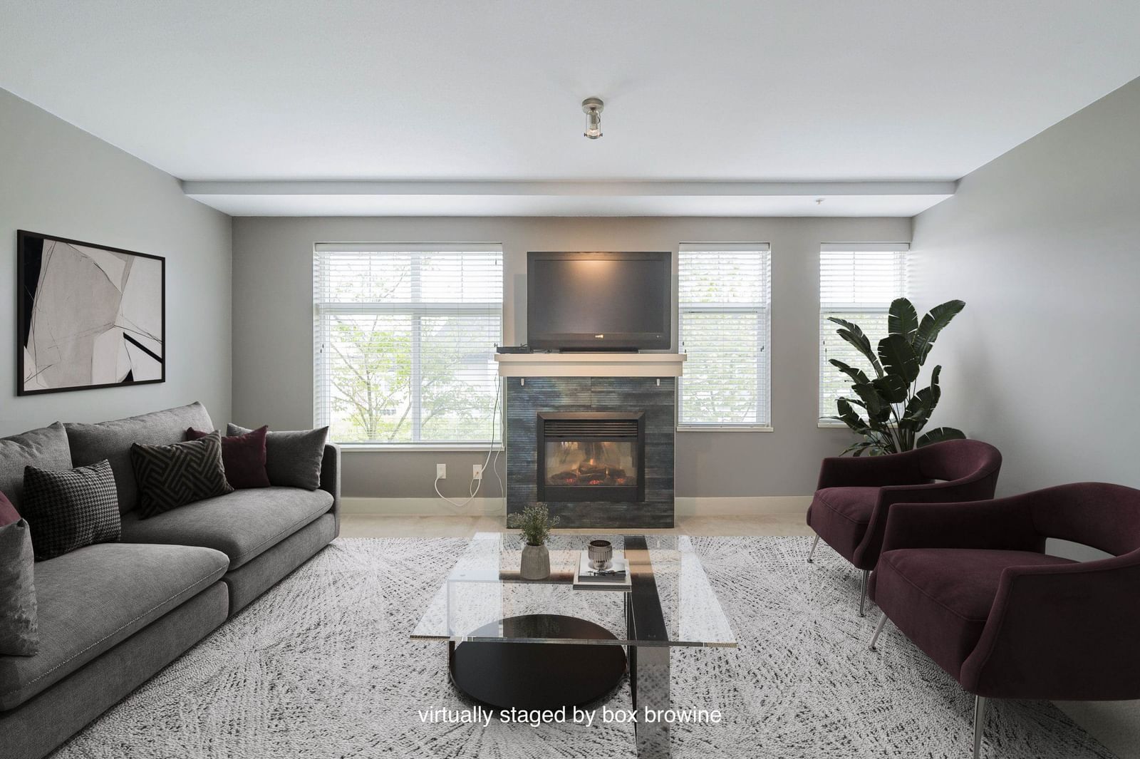 Listing Image 4