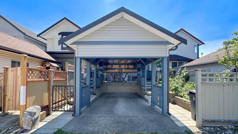 18509 67a Avenue, Surrey, V3S 9B5 | Image 2