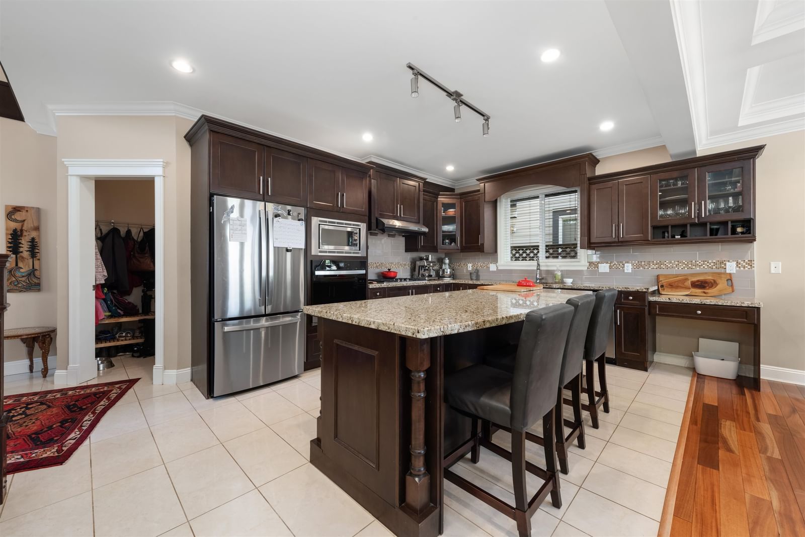 Listing Image 13