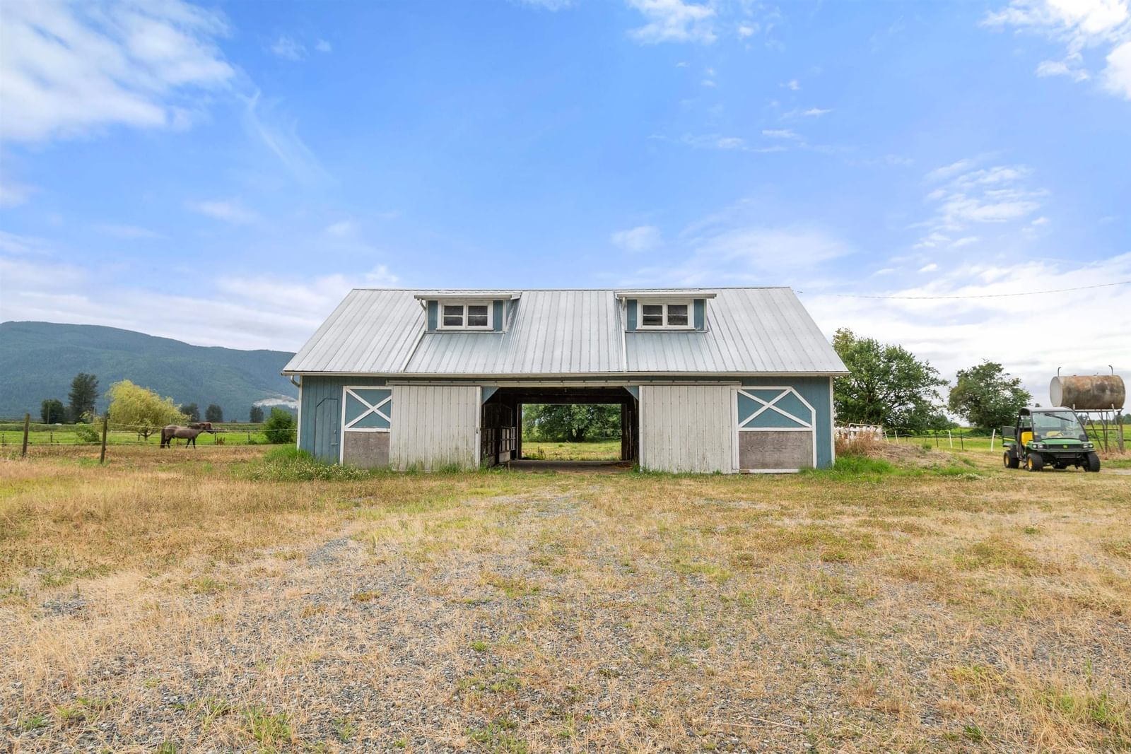 Listing Image 9