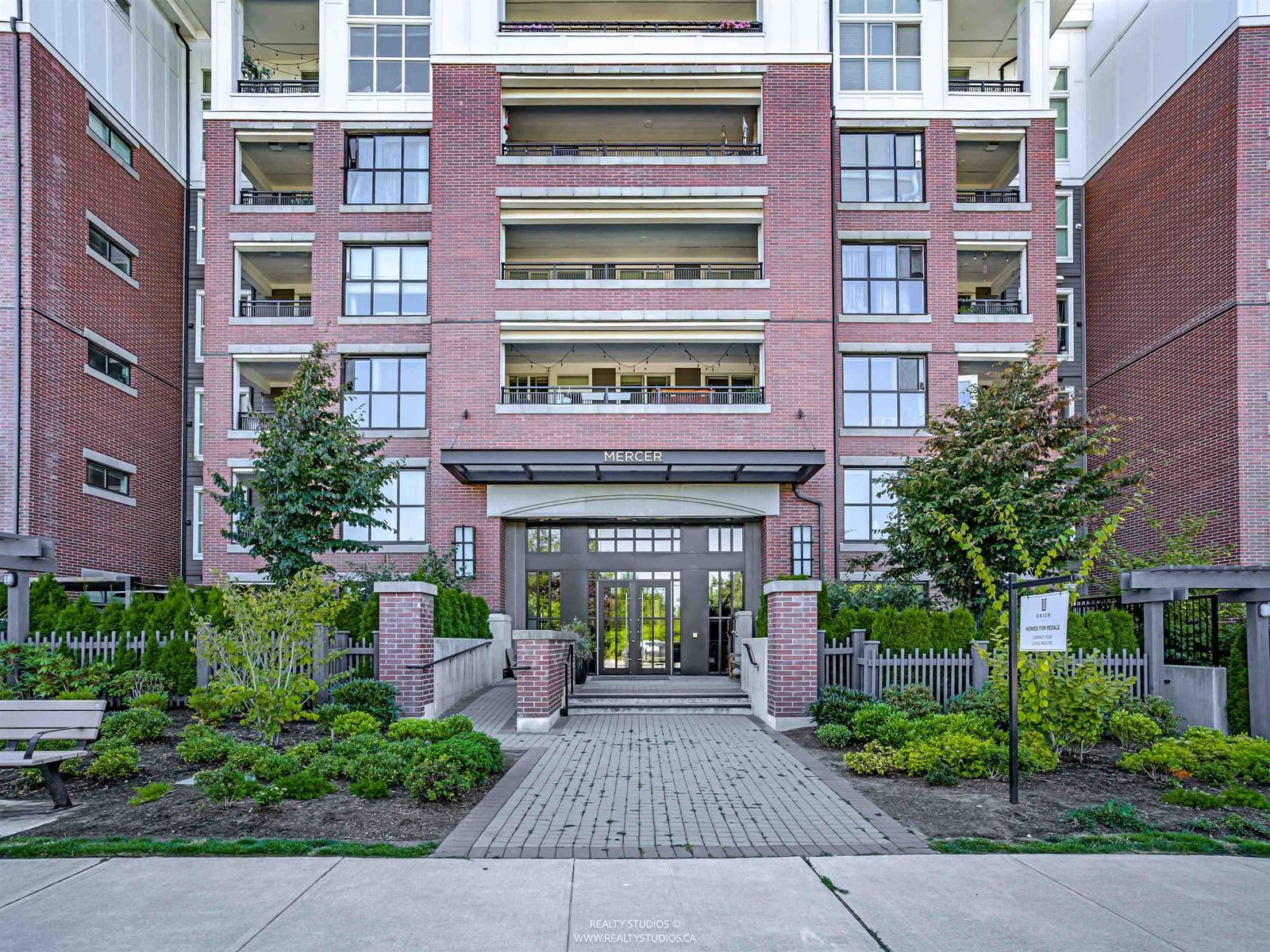 Listing Image 31