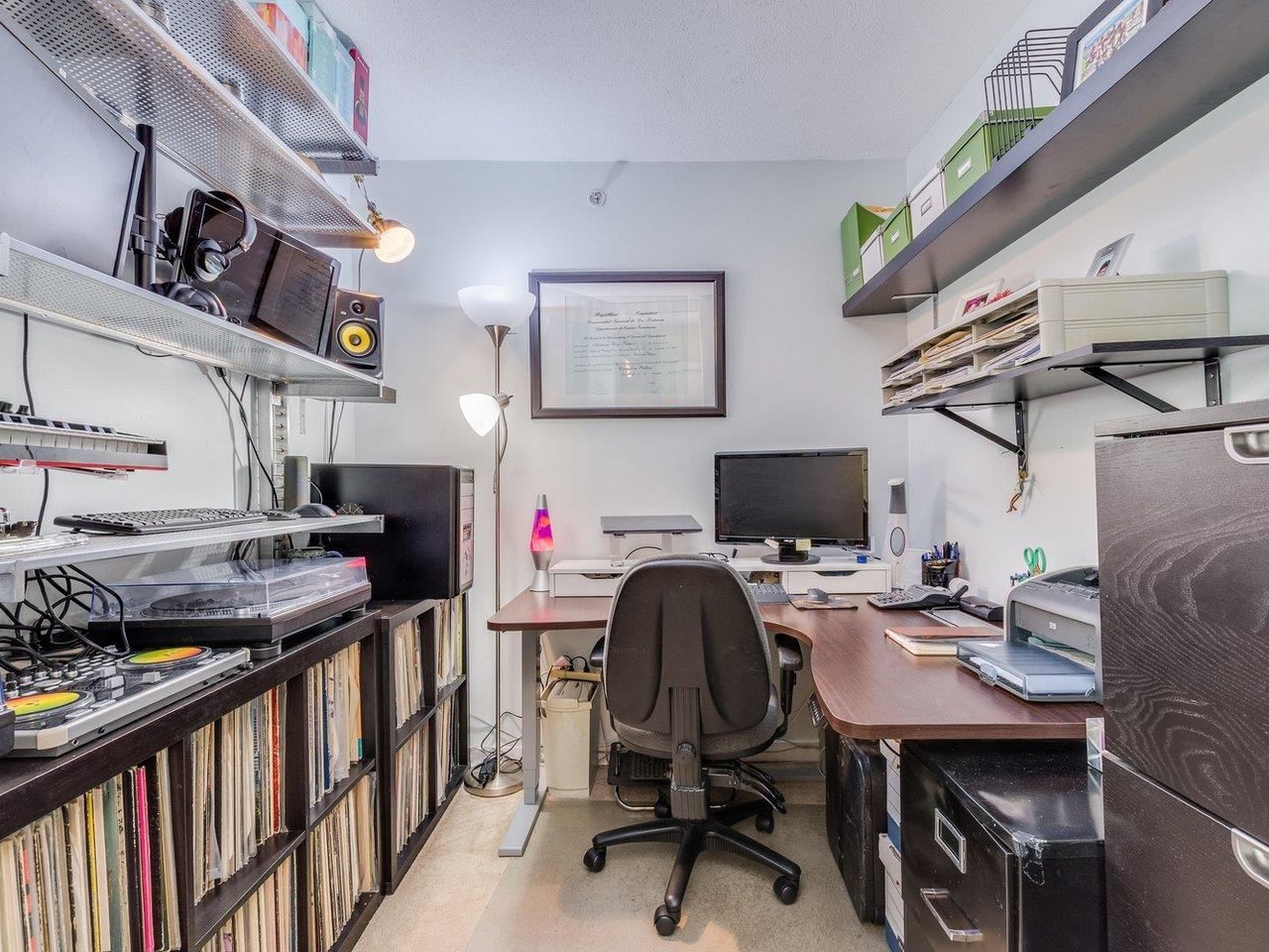 Listing Image 14