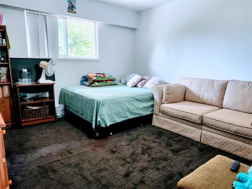 Listing Image 17