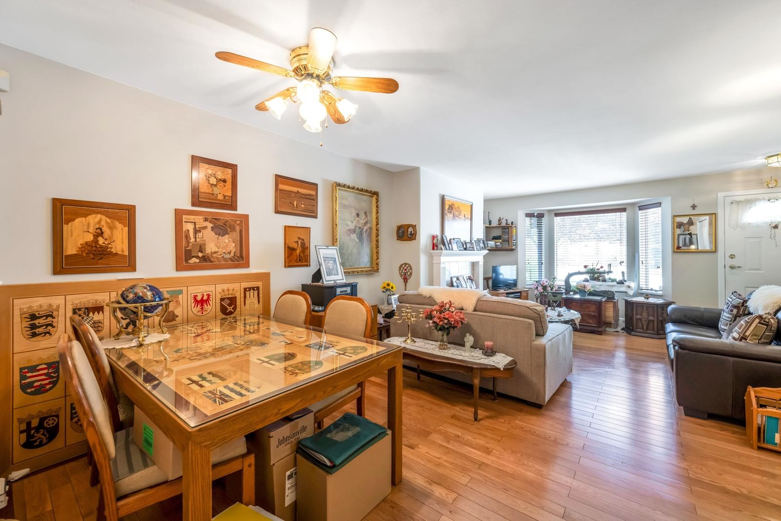 Listing Image 10