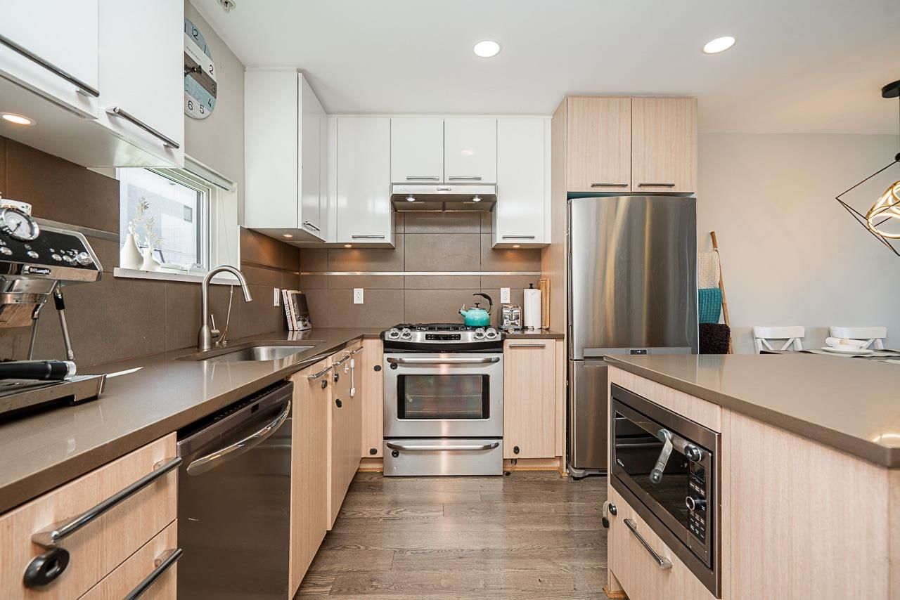 Listing Image 9