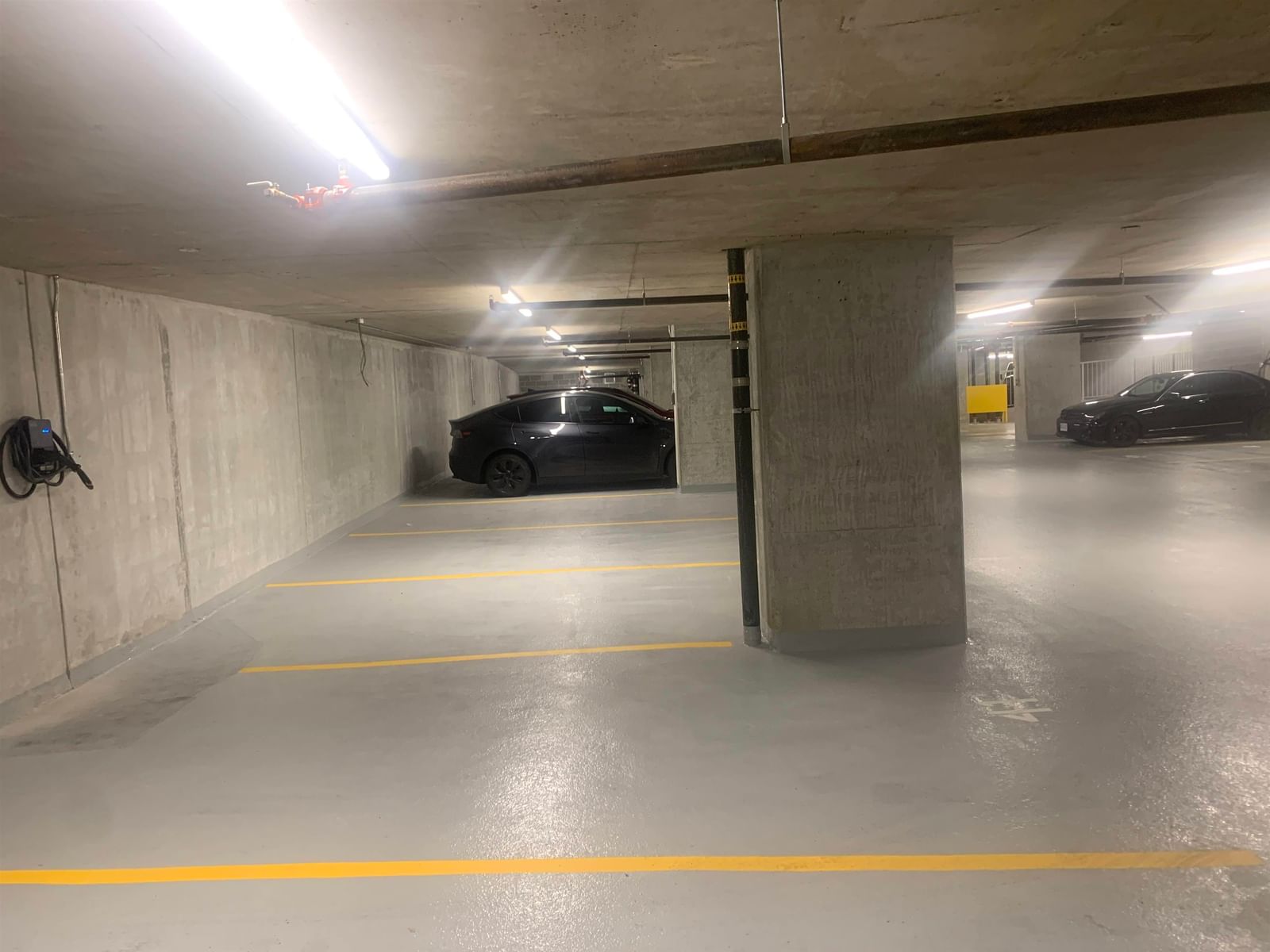 Listing Image 18