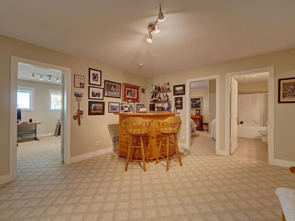Listing Image 24