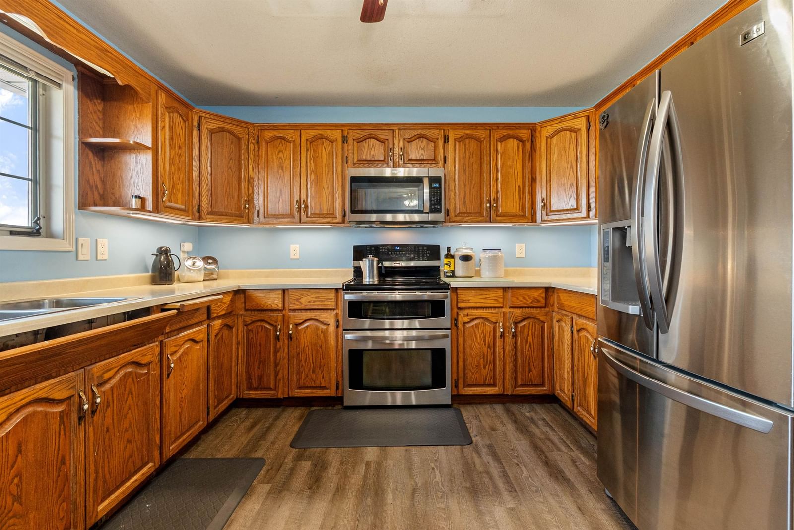 Listing Image 13