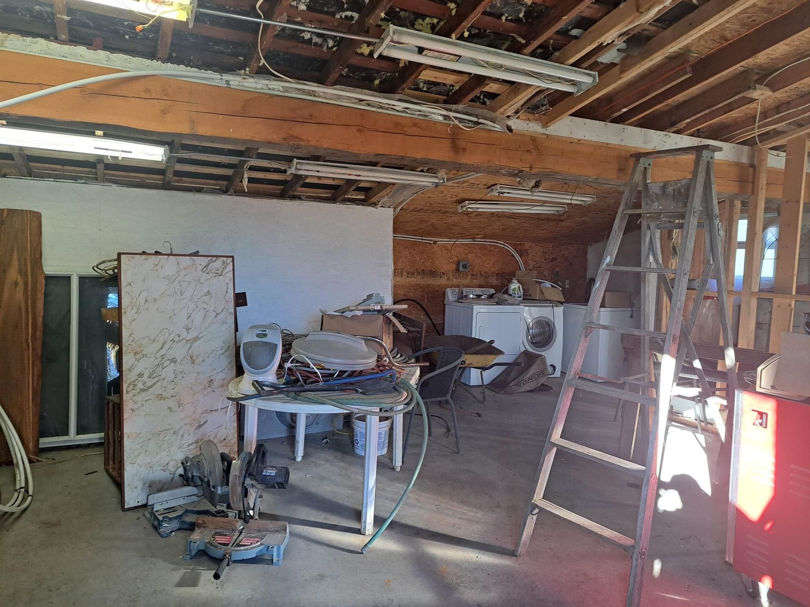 Listing Image 16