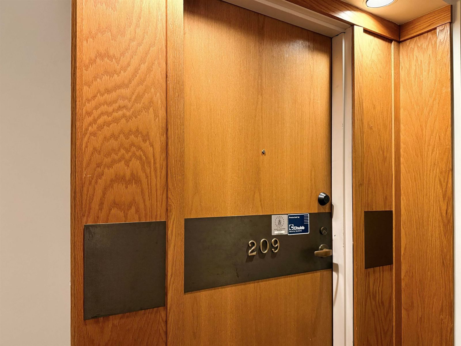Listing Image 18