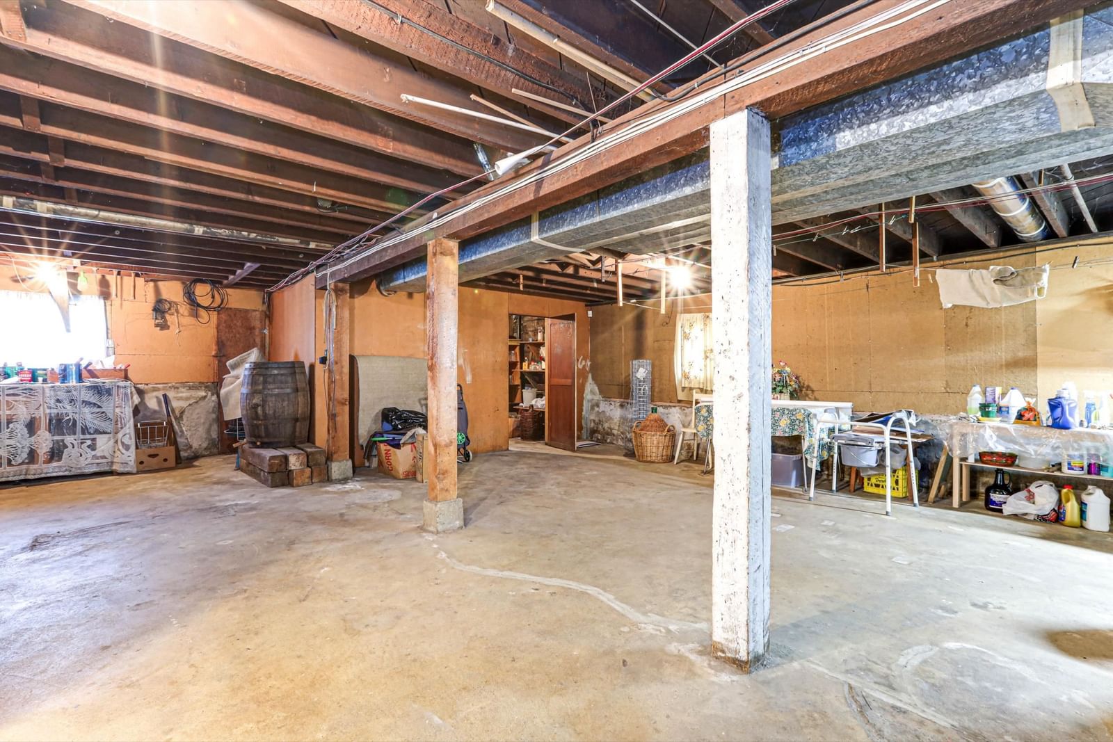 Listing Image 24