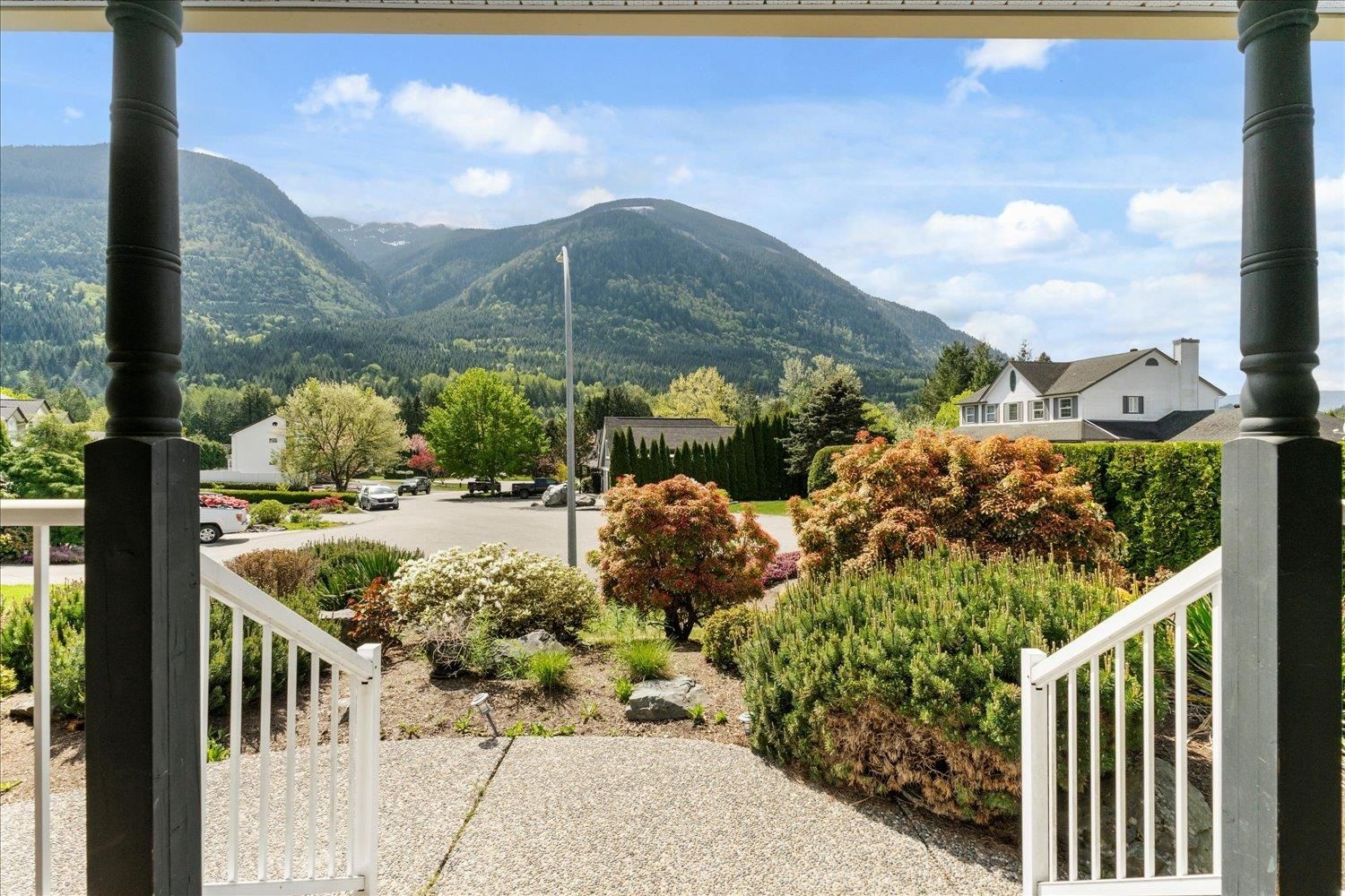 Listing Image 5