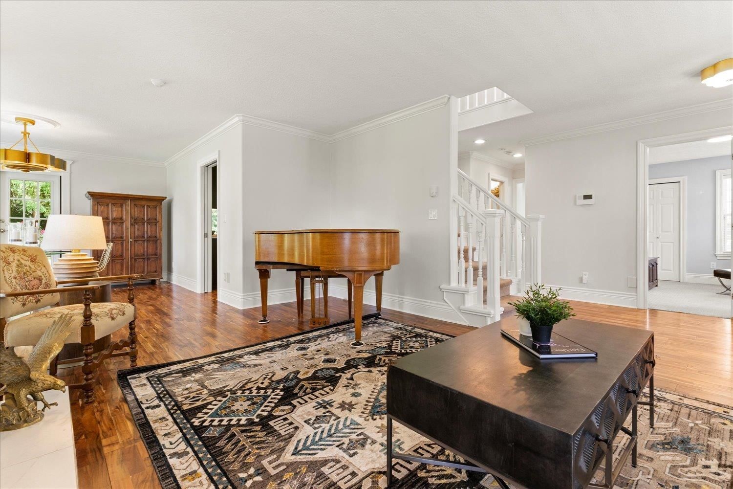 Listing Image 9