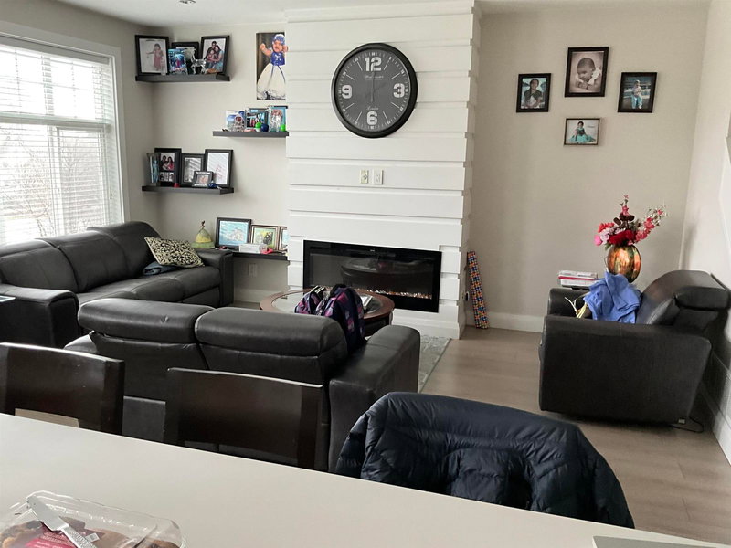 18 - 19938 70 Avenue, Langley, V2Y 0R1 | Image 3