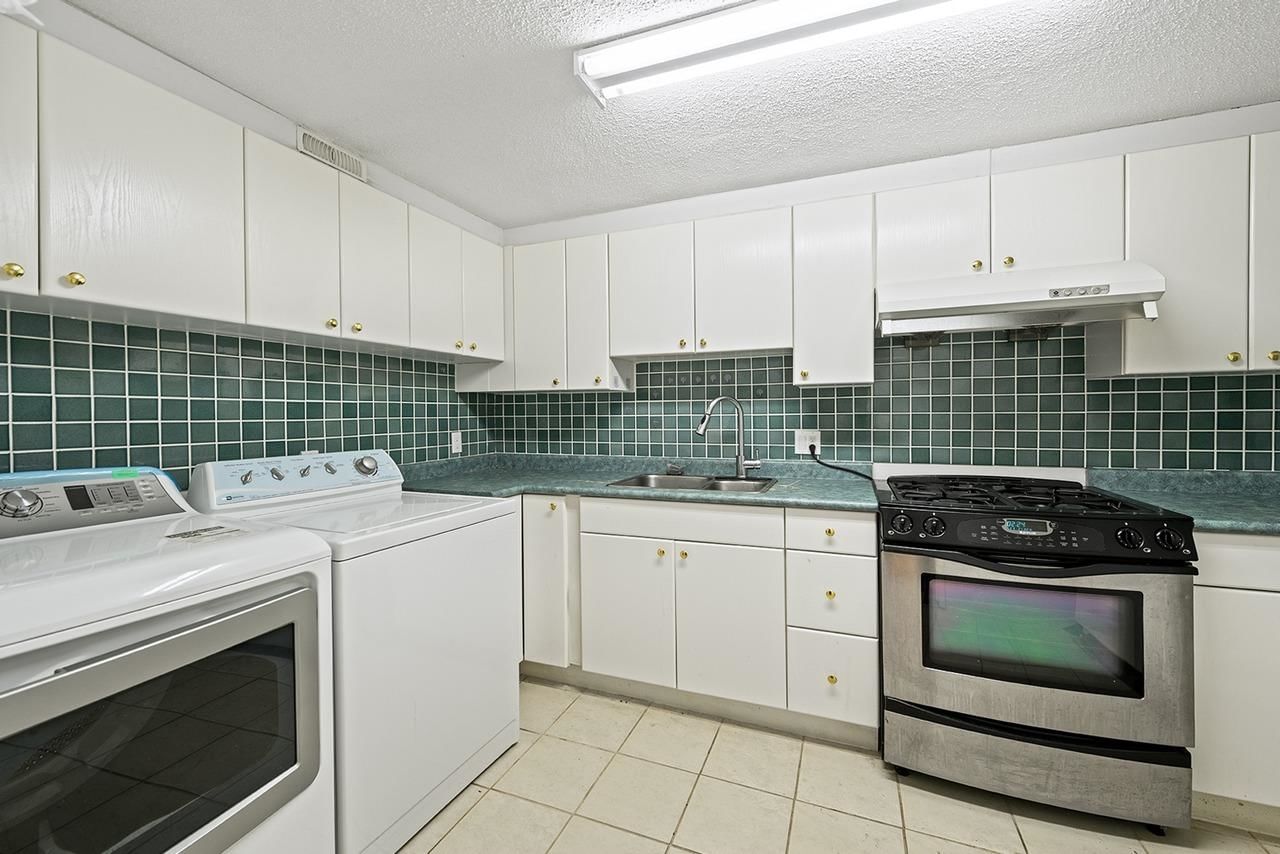 Listing Image 17